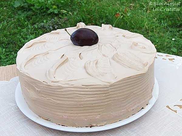 Tort cu crema de prune