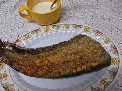 Coada de somn prajita cu sos de usturoi