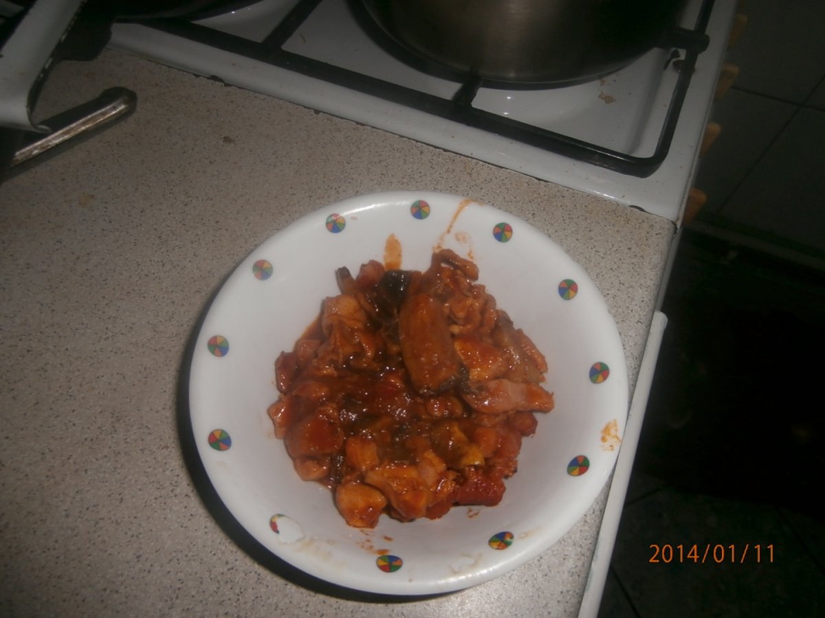 Tocanita cu spaghete