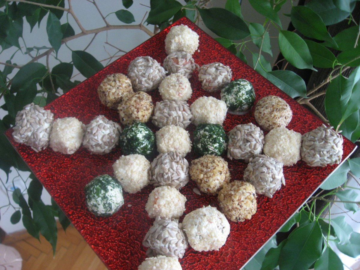 Bilute de branza cu somon afumat