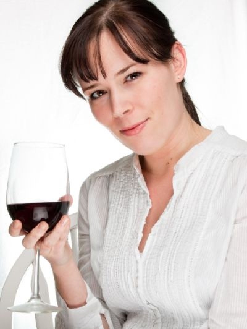 5 motive sa bei vin rosu in fiecare zi