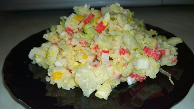 Salata de orez cu surimi