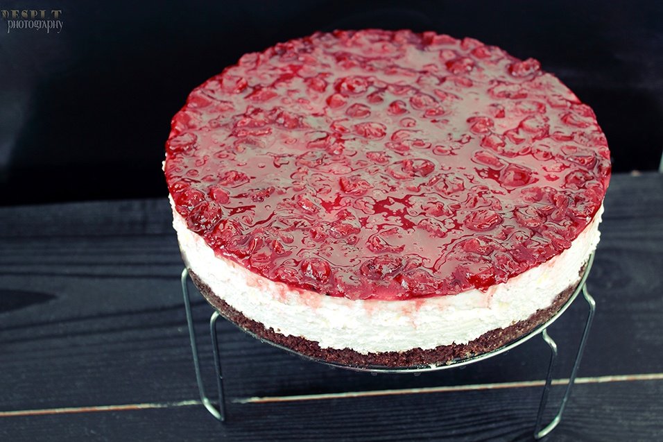 Cheesecake cu dulceata de visine