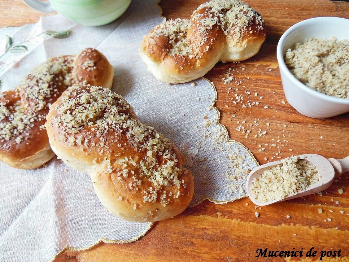 Mucenici de post - reteta simpla, delicioasa si usor de preparat