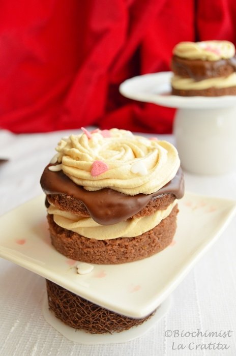 Mini-torturi cu crema de cappuccino