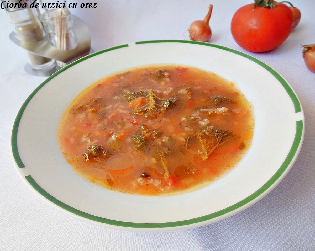 Ciorba de urzici cu orez