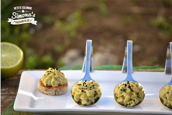 Pasta de avocado si naut