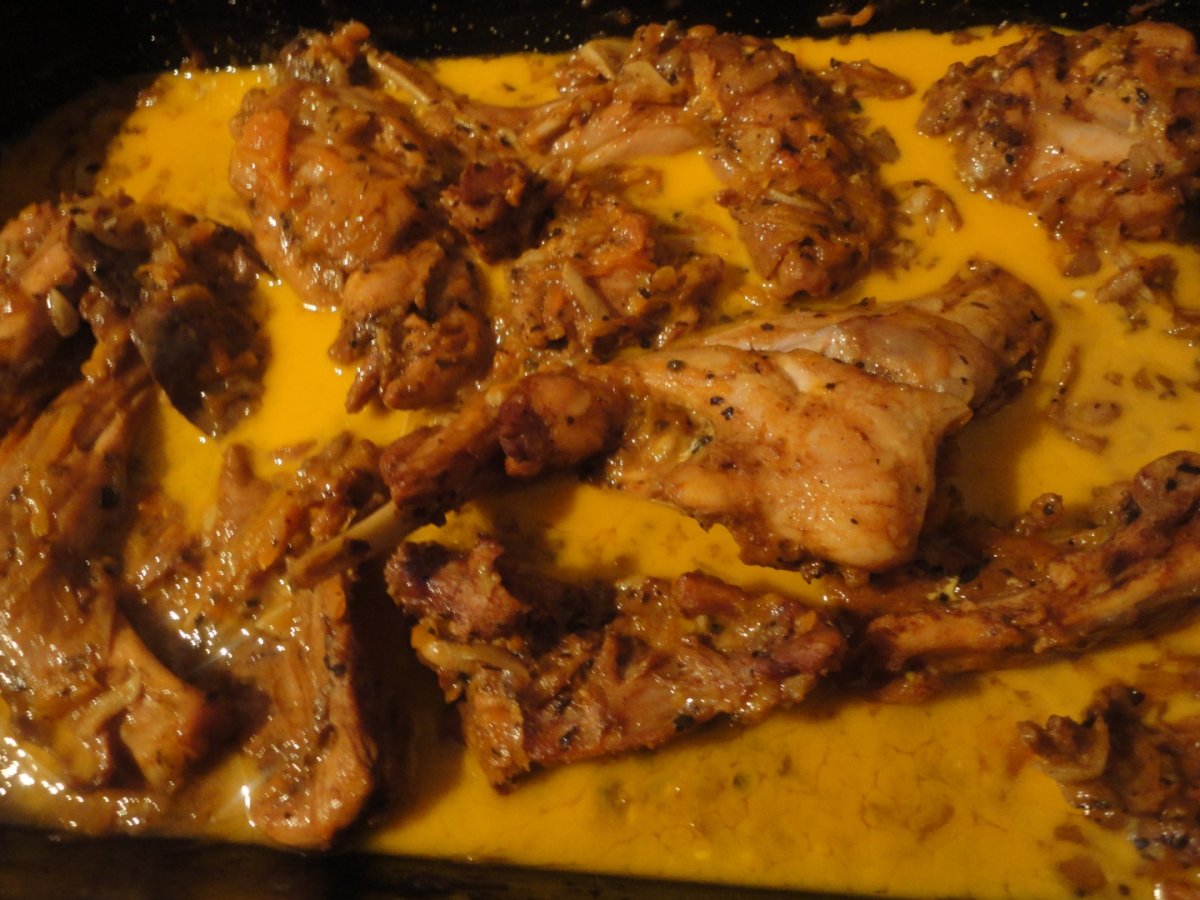 IEPURE MARINAT SI SOS VANATORESC LA CUPTOR