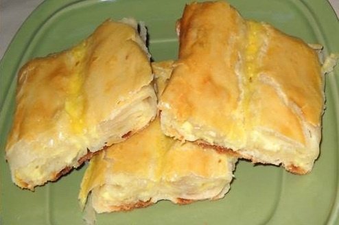 Placinta cu branza sarata