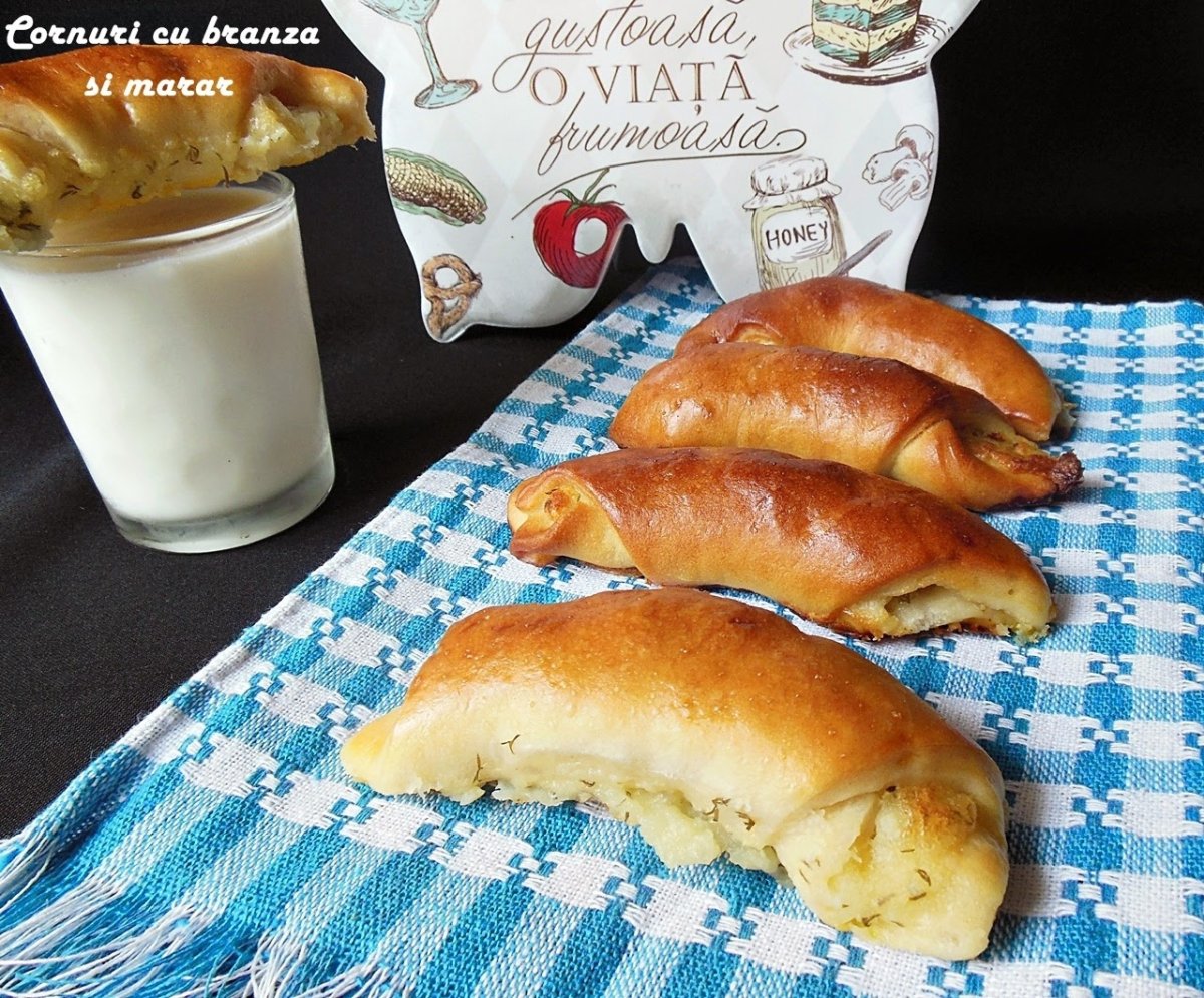 Cornuri cu branza si marar