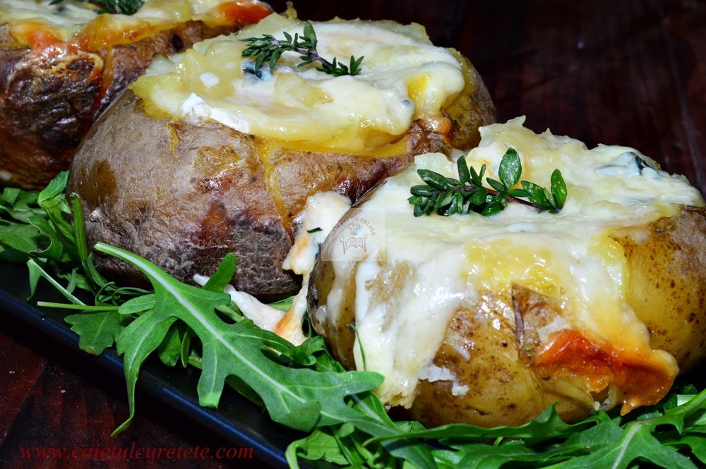 Cartofi umpluti cu branzeturi, la slow cooker Crock Pot