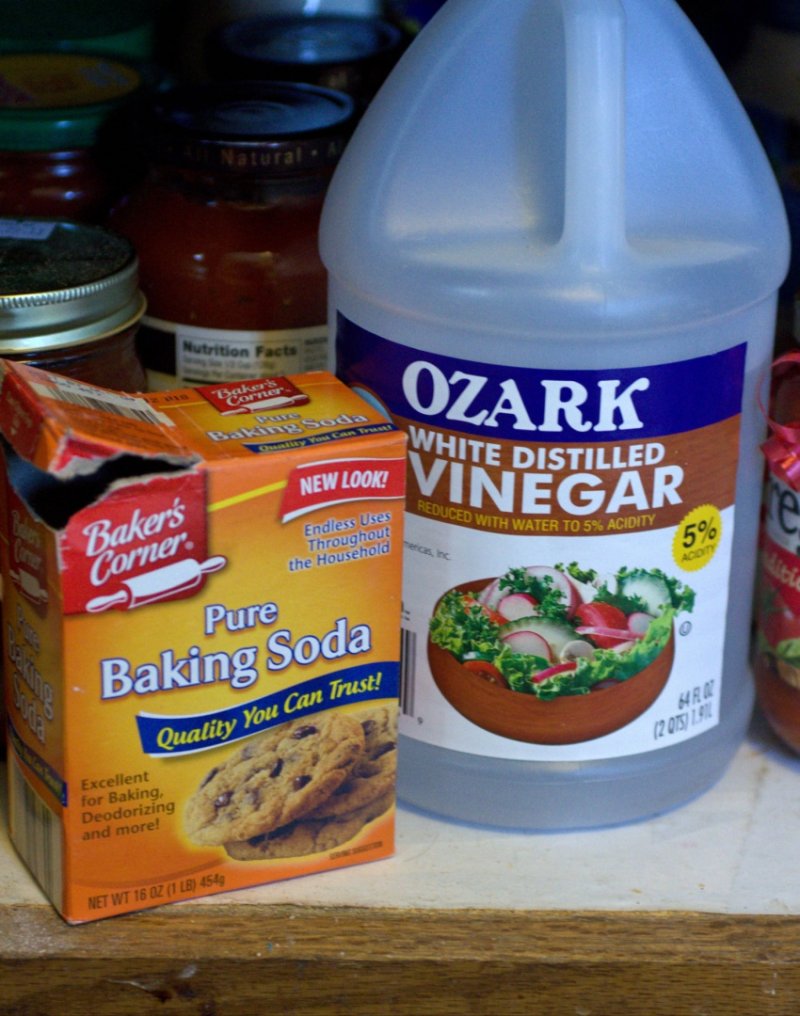 10 lucruri din bucatarie pe care le poti curata cu bicarbonat