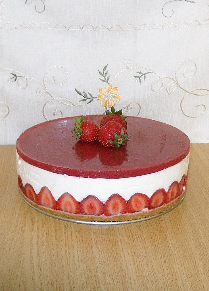 Cheesecake cu capsuni