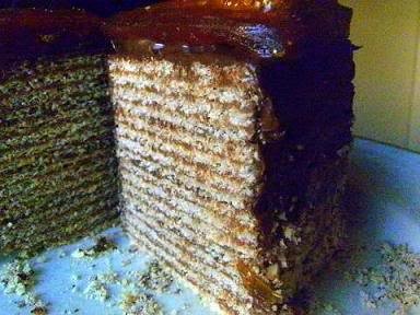 Tort Dobos ca-n copilarie