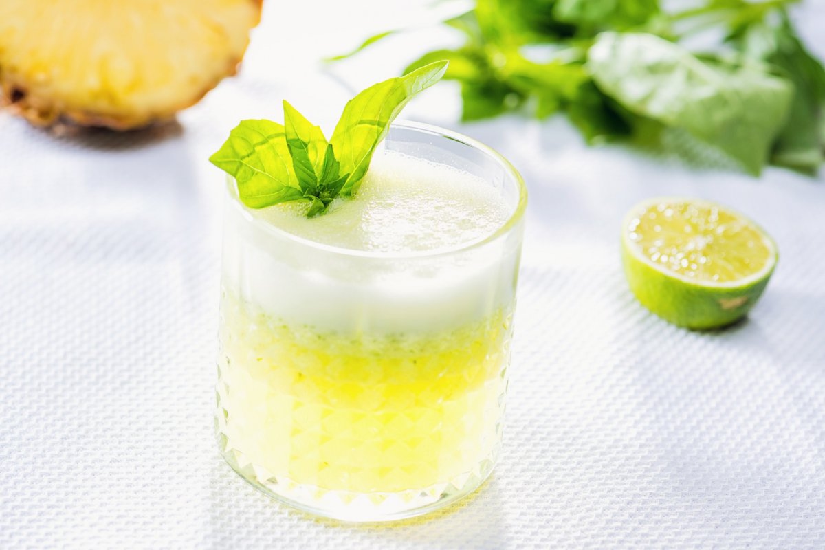 Cocktail cu Soc si Gin