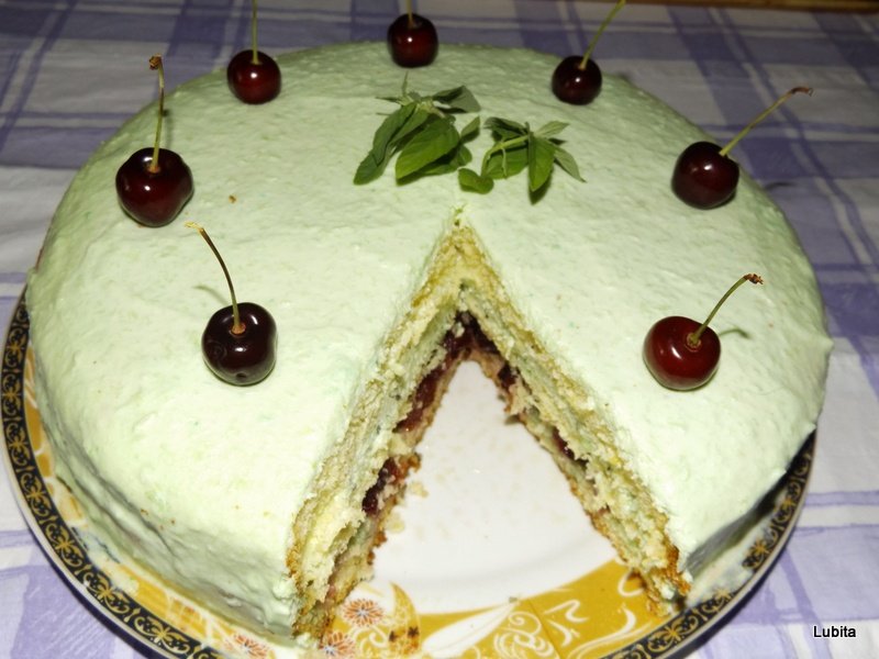 Tort cu cirese branza si menta