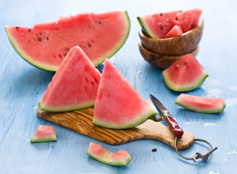 10 alimente recomandate pentru zilele caniculare