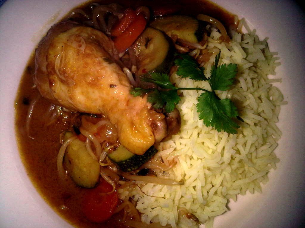 Ciocanele de pui cu legume.