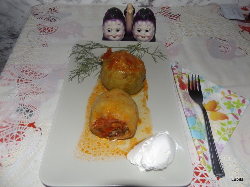 Ardei si dovlecei umpluti cu carne