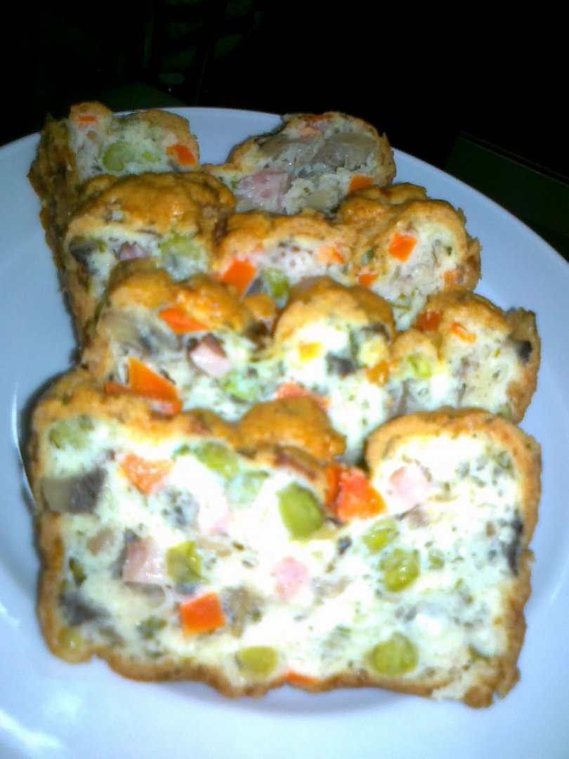 Chec aperitiv cu legume si ciuperci