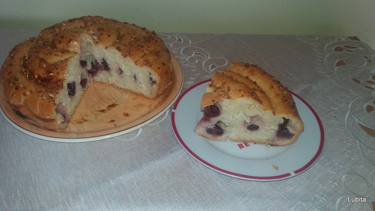 Placinta rustica cu struguri