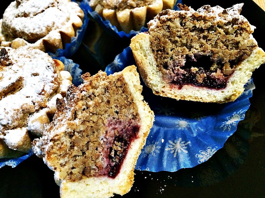 Cosulete cu nuca si magiun