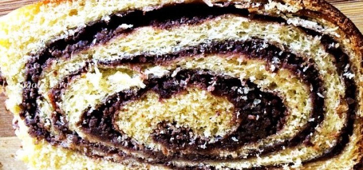 Cozonac cu nuca si ciocolata