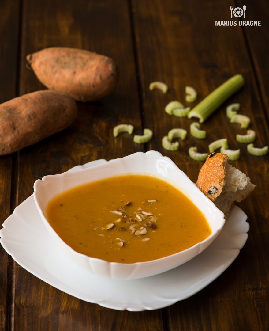 Supa de cartofi dulci la slow cooker Crock-Pot – de post