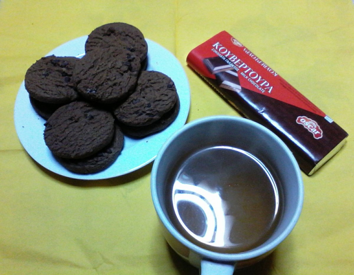 Biscuiti cu ciocolata