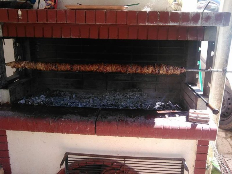 Kokoretsi (friptura de miel in Grecia si Turcia)