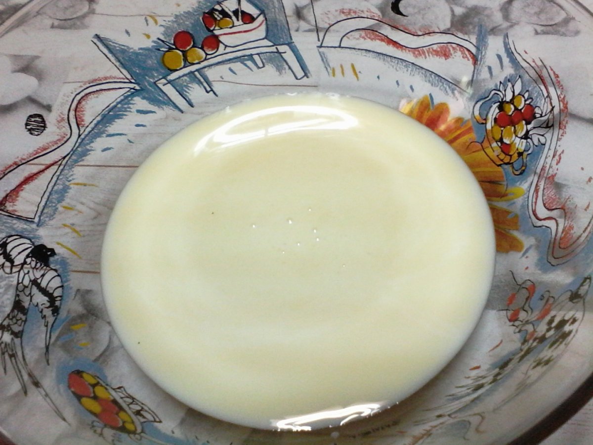 Lapte condensat indulcit