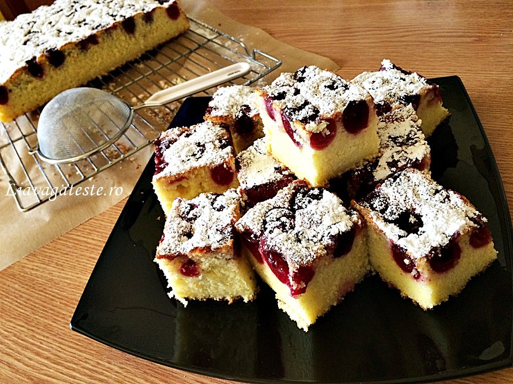 Prajitura cu cirese. Reteta simpla, delicioasa si usor de preparat