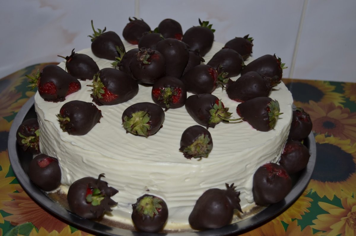 Tort strawberries tanned (capsuni bronzate)