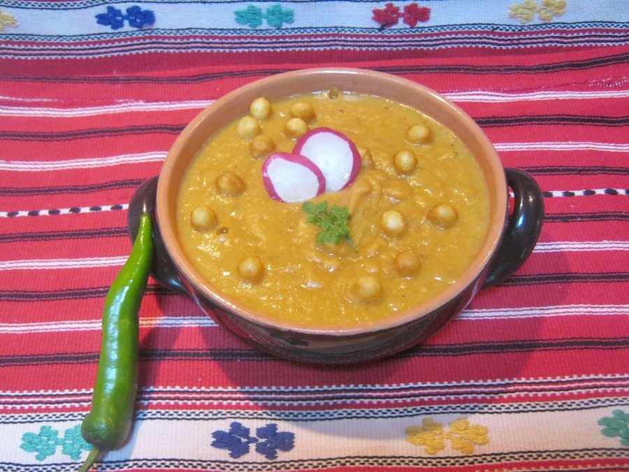 Supa crema de naut cu rosii