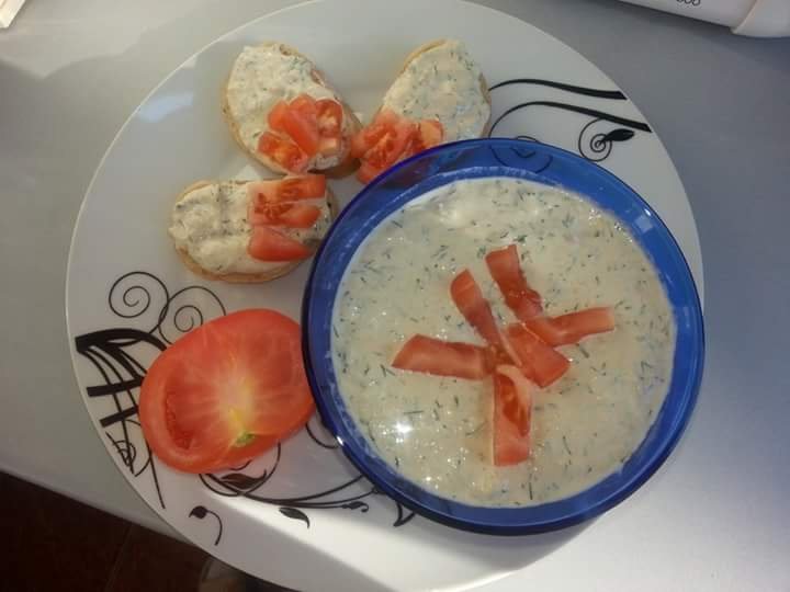 Salata de ton cu iaurt