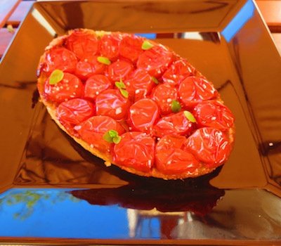 Tarta tatin cu rosii