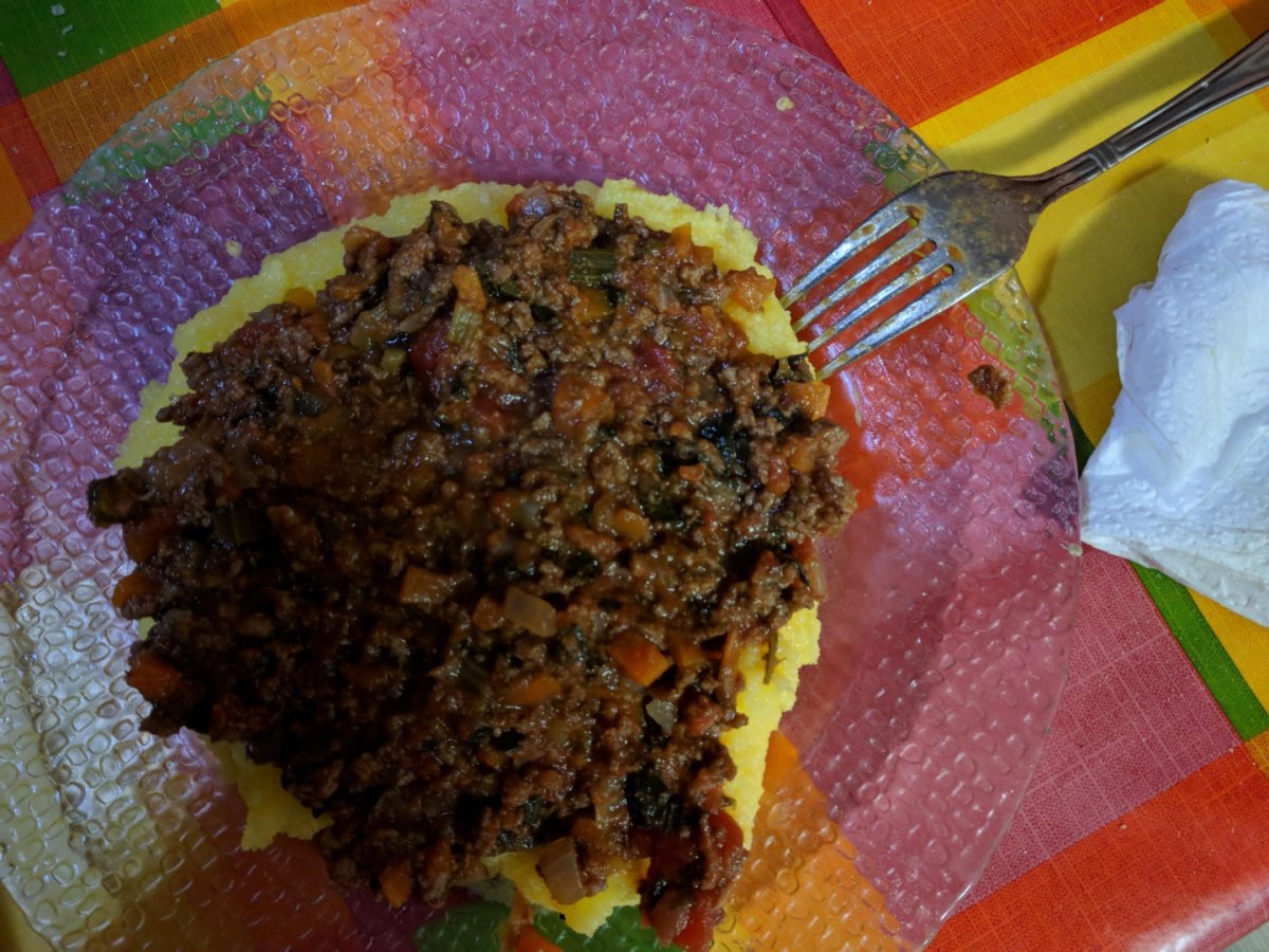 Ragu de carne pe mamaliguta
