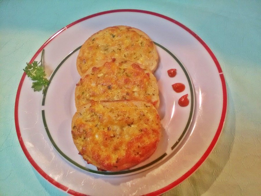 Sandwich cald cu cascaval