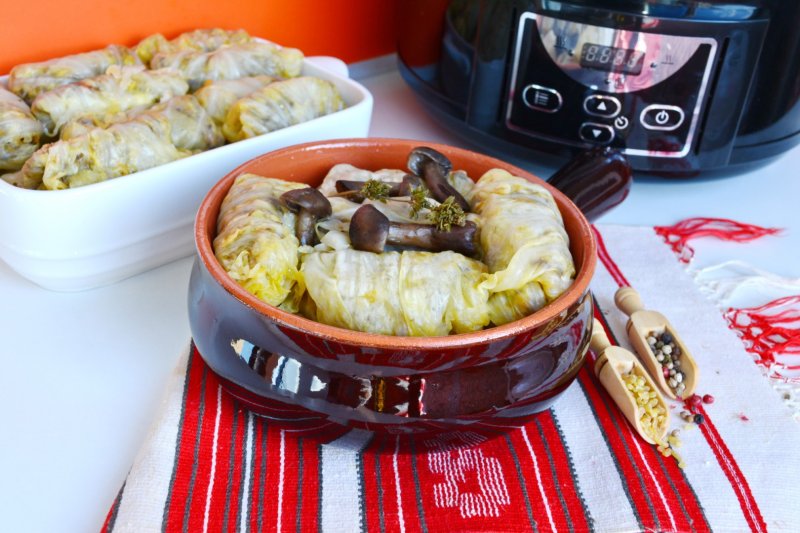 Sarmale cu ciuperci si bulgurde post, la slow cooker CrockPot