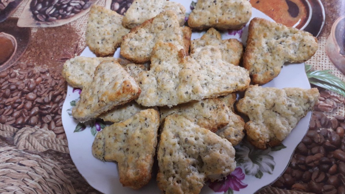 Biscuiti cu parmezan