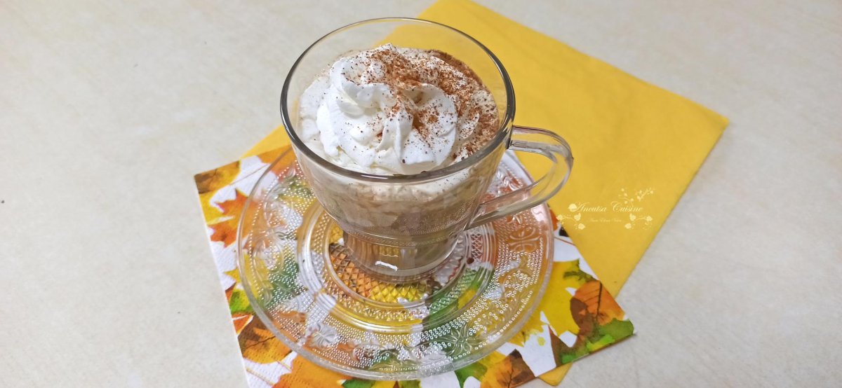 Bautura  cu Irish Cream, cafea si frisca