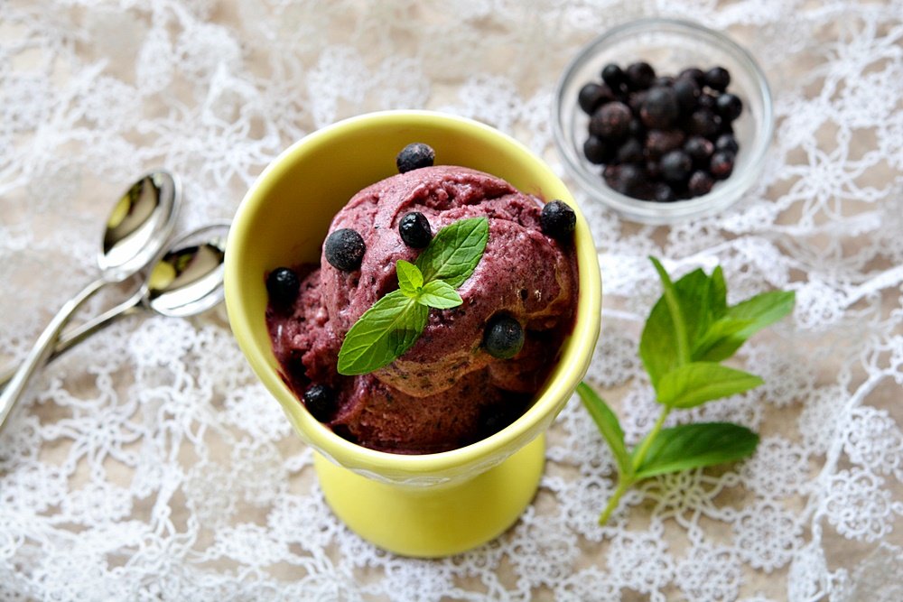 Inghetata de banane si afine