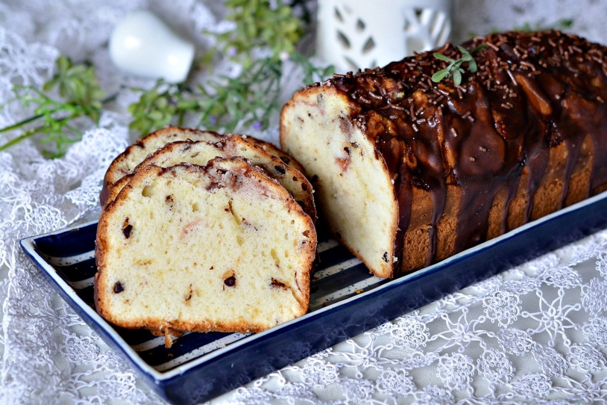 Chec simplu cu gem si ciocolata