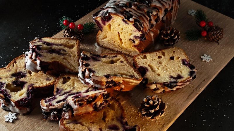 Chec cu afine și lapte condensat - Desertul aromat care te cucerește