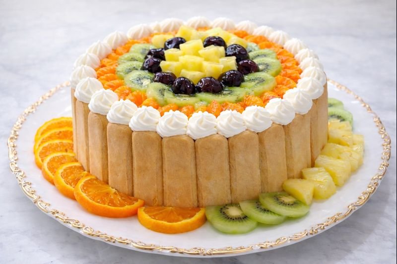 Tort Diplomat cu fructe si frisca naturala - reteta clasica, simpla si delicioasa