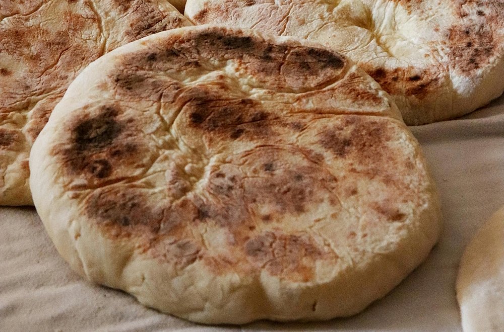 Turte la tigaie - reteta simpla de turte coapte in tigaie, pufoase si delicioase