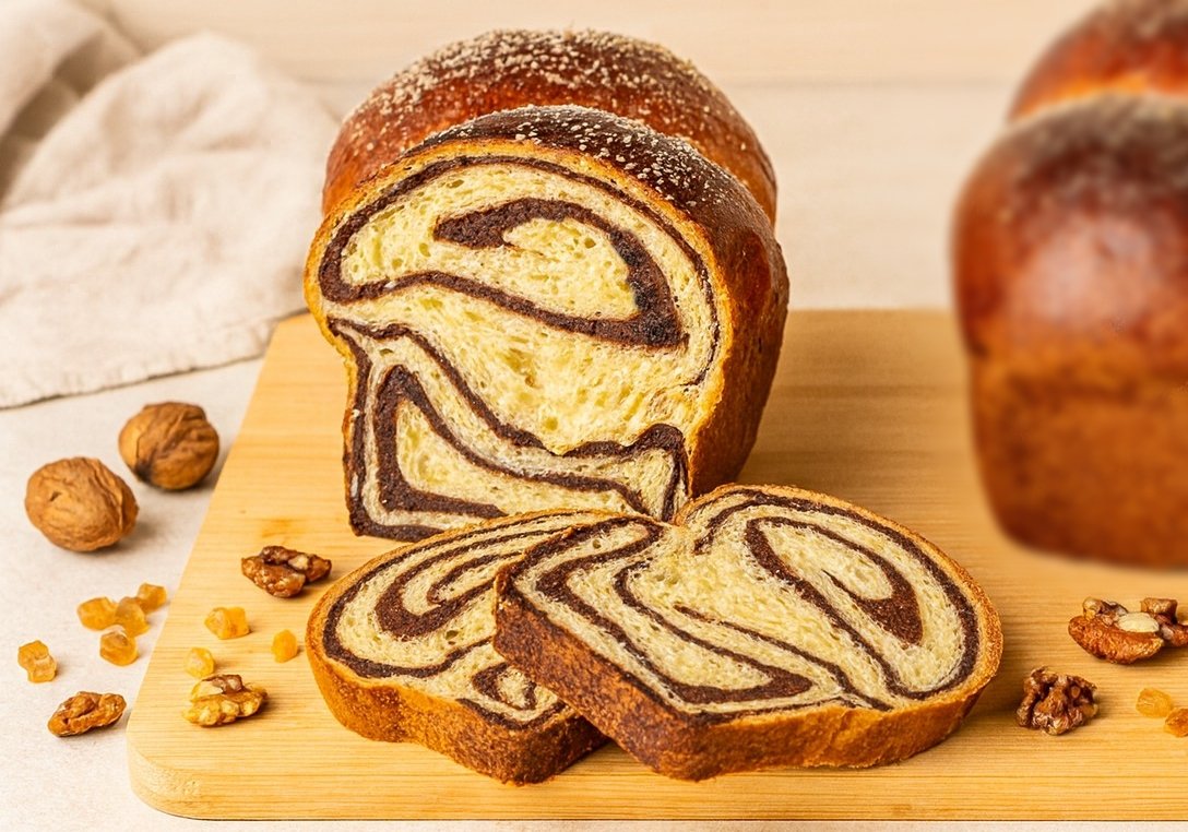 Cozonac pufos cu nuca si cacao - reteta traditionala pas cu pas