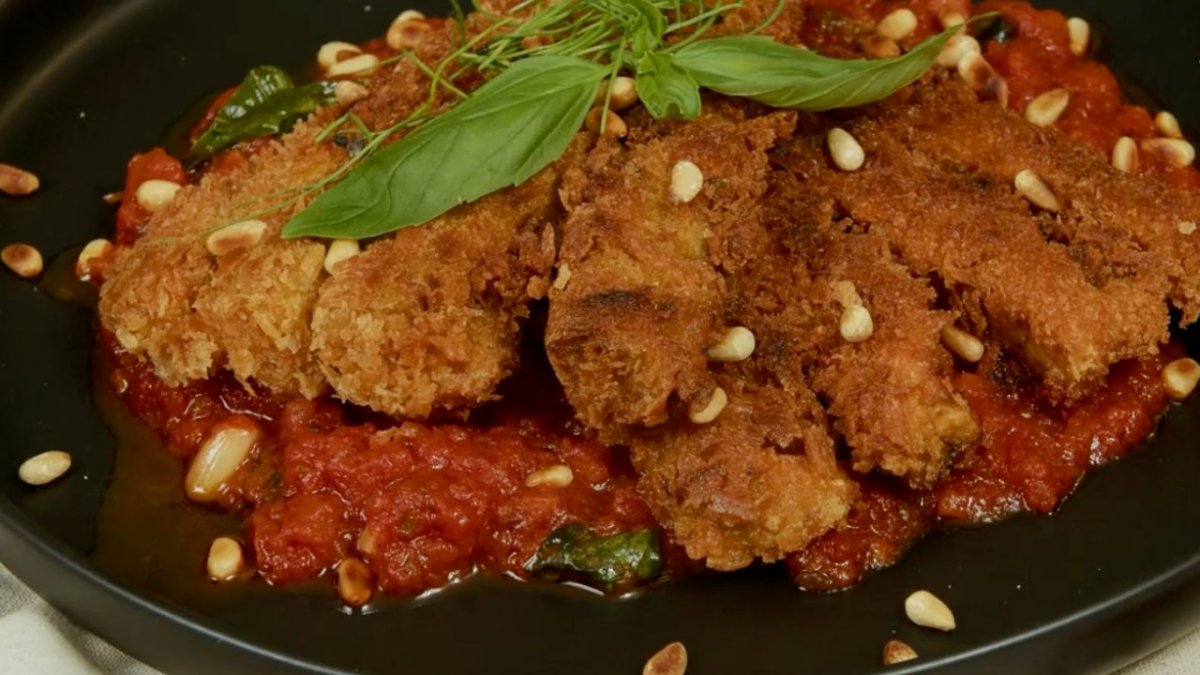 Reteta de vinete pane cu sos de rosii