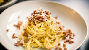 Spaghete carbonara. Reteta italiana autentica, simpla si delicioasa