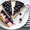 Cheesecake fara coacere cu afine . Un desert rapid, delicios si usor de preparat